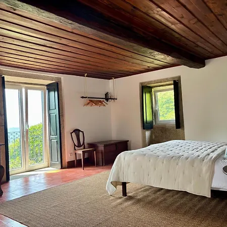 Semesterbostad Eira *