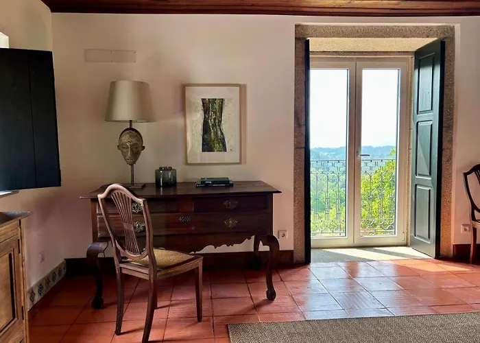 Eira Casa de Férias *